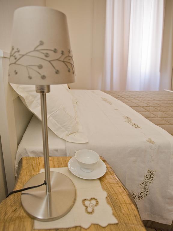 B&B Viro Campi Salentina Værelse billede